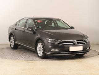 Volkswagen Passat 2.0 TDI 110kW sedan