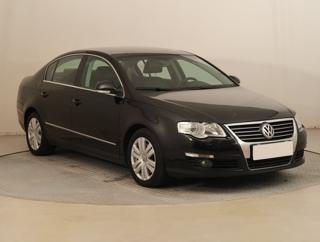 Volkswagen Passat 2.0 TDI 103kW sedan