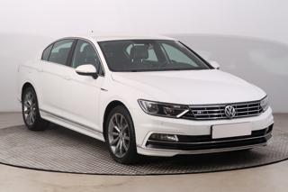 Volkswagen Passat 2.0 TDI 140kW sedan