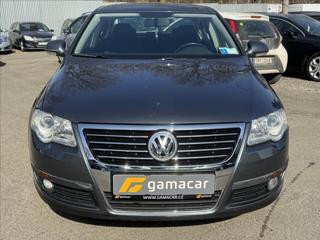 Volkswagen Passat 1,6 1.6MPí + LPG+BEZ KOROZE !! sedan