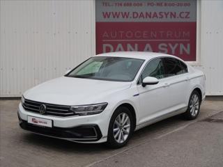 Volkswagen Passat 1,4 TSI PHEV GTE sedan