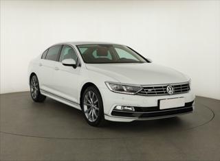 Volkswagen Passat 1.8 TSI 132kW sedan