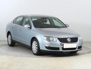 Volkswagen Passat 2.0 TDI 103kW sedan