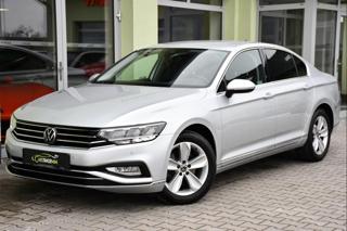 Volkswagen Passat 2,0 TDI ELEGANCE NAVI ACC sedan