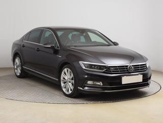 Volkswagen Passat 2.0 BiTDI 176kW sedan