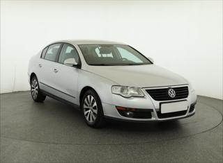 Volkswagen Passat 2.0 TDI 103kW sedan