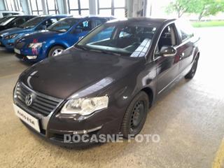 Volkswagen Passat 1.9TDi sedan