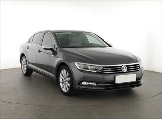 Volkswagen Passat 2.0 TDI 110kW sedan