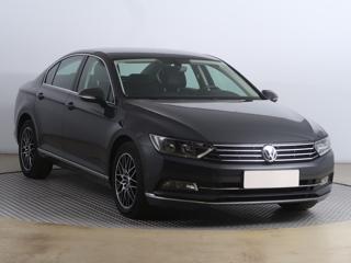 Volkswagen Passat 2.0 TDI 110kW sedan