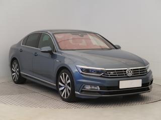 Volkswagen Passat 2.0 BiTDI 176kW sedan
