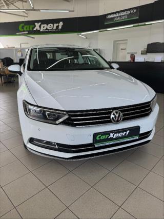Volkswagen Passat 2,0   2,0 110 Kw DSG Highline sedan