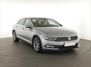 Volkswagen Passat 2.0 TSI 200kW sedan