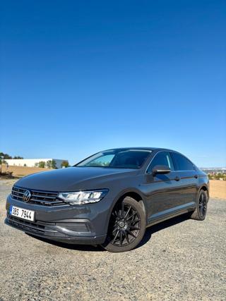 Volkswagen Passat 1,5 B8 Facelift 2020 sedan - Foto 11