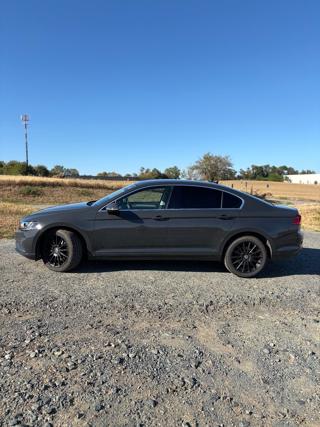 Volkswagen Passat 1,5 B8 Facelift 2020 sedan - Foto 2