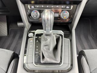 Volkswagen Passat 2.0TSI 200KW DSG 4MOTION R-LINE, ACC, ALCANTARA sedan - Foto 23