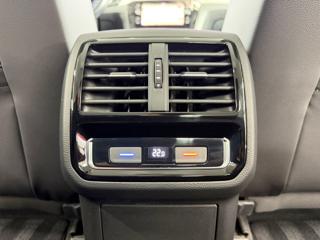 Volkswagen Passat 2.0TSI 200KW DSG 4MOTION R-LINE, ACC, ALCANTARA sedan - Foto 26