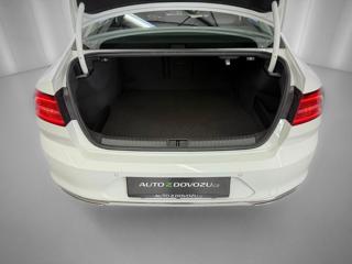 Volkswagen Passat 2.0TSI 200KW DSG 4MOTION R-LINE, ACC, ALCANTARA sedan - Foto 28