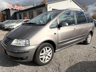 Volkswagen Sharan 1,9 TDi - 1. majit ČR 7 míst kombi