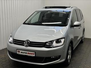 Volkswagen Sharan 2.0TDI 110kW DSG PANO 7MÍST MPV