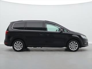 Volkswagen Sharan 2,0 TDI 130kW DSG 4Motion CZ MPV - Foto 8
