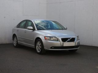 Volvo S40 2.5 i, Serv.kniha sedan