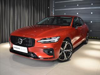 Volvo S60 2,0 B5 AWD ULT Panorama,BLIS sedan
