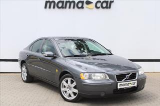 Volvo S60 2.5T 154KW AWD AUTOMAT ČR sedan