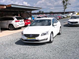 Volvo S60 ČR 2.4D5 169KW - NAVIGACE sedan
