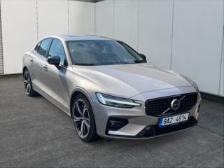 Volvo S60 2,0 B5 Ultimate Dark AWD AT sedan