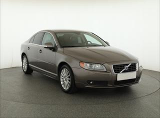 Volvo S80 2.4 D5 136kW sedan