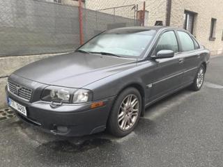 Volvo S80 sedan