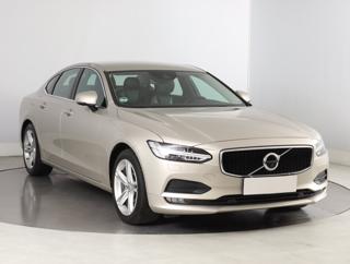 Volvo S90 D5 AWD 173kW sedan