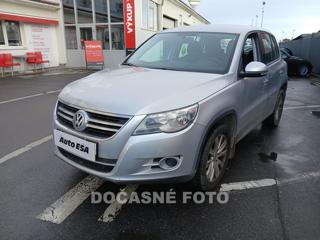 Volkswagen Tiguan 1.4 hatchback