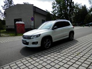 Volkswagen Tiguan 2,0 TDi 4Motion DSG, R-Line, Nové ČR kombi