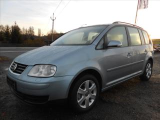 Volkswagen Touran 1,4 TSI 103 kW Serviska kombi