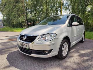 Volkswagen Touran COMFORT 1,4 TSI /103kW SERVIS kombi