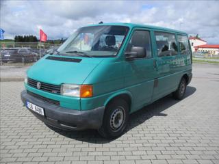 Volkswagen Transporter 2,5 TDi 8 Míst Tažné, 2maj. kombi