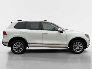 Volkswagen Touareg 3.0 V6 TDI BMT 8TT kombi - Foto 6