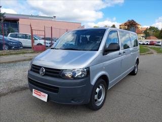 Volkswagen Transporter 2,0 TDi 103kW 9 míst Long T5 kombi