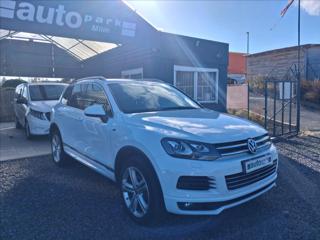 Volkswagen Touareg 3,0 R-Line, CZ, kamera kombi