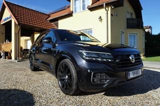 Volkswagen Touareg R-LINE 3,0 TDI V6 210 kW kombi