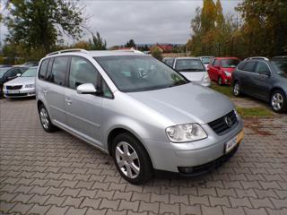 Volkswagen Touran 2,0 TDI-103KW  DSG,XENONY kombi