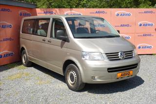 Volkswagen Transporter 2,5 TDi 96KW,ČR,8 MÍST,LONG. kombi