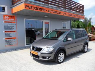Volkswagen Touran CROSS 1,4TSi 1.MAJ, SERVIS KN MPV