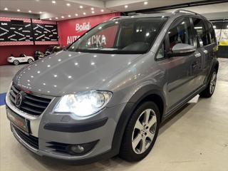 Volkswagen Touran 2,0 TDI  CROSS TOURAN 7 MÍST!! MPV