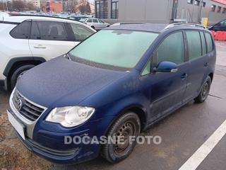 Volkswagen Touran 1.6 MPV