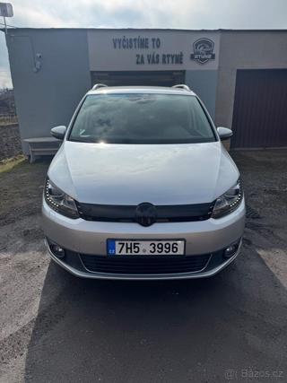 Volkswagen Touran 2,0   2014 DSG 130 kW MPV