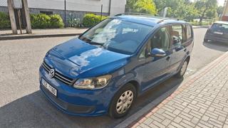 Volkswagen Touran 2011, benzin MPV