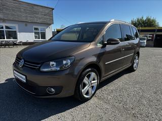 Volkswagen Touran 1,4 TSI-7 MÍST-SERVIS VW-CEBIA MPV