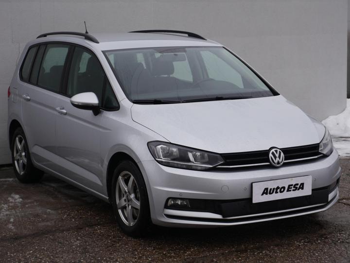 Volkswagen Touran - ilustrační obrázek